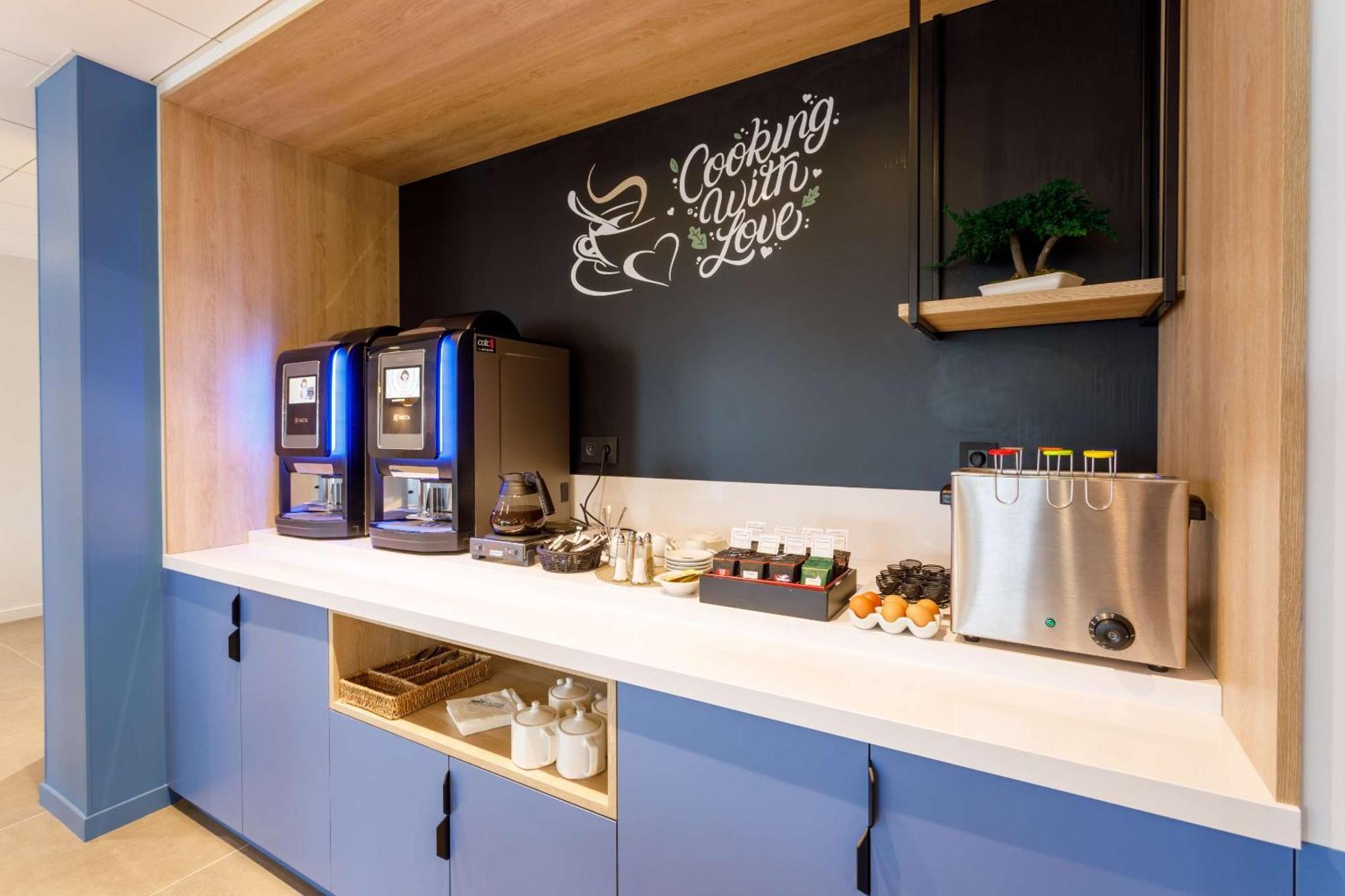 Brit Hotel Piscine & Spa - Fougeres Lecousse Εξωτερικό φωτογραφία